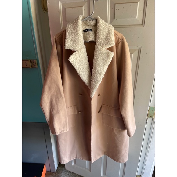 Double Breasted Overcoat (XL) (Apricot / White / Brass) - Picture 2 of 6